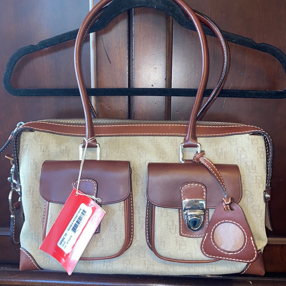 Dooney Bourke Womens Taupe Double pocket Tote Bag